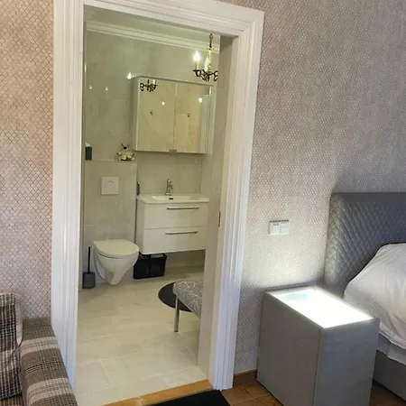 E & A Lossi 21/23 * Tartu