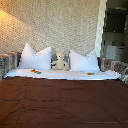 Apartment E & A Lossi 21/23 *