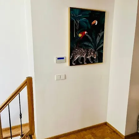 Apartment E & A Lossi 21/23 *