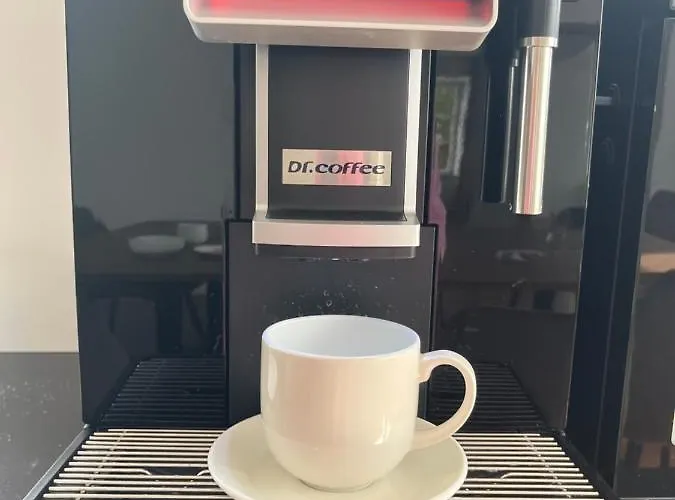 E & A Lossi 21/23 アパート *