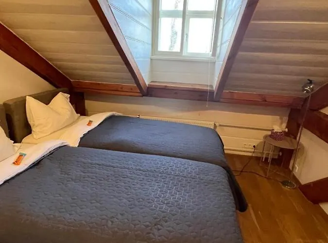 Apartament E & A Lossi 21/23