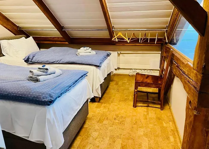 Apartament E & A Lossi 21/23 *